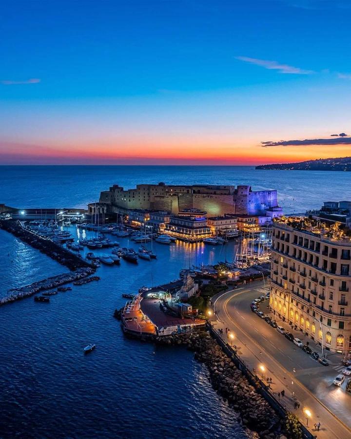 "Dint E Viche E Napule" Guest House Naples Exterior photo